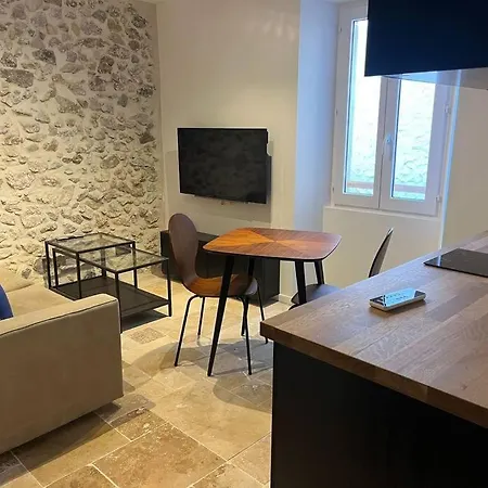 Moringa - New Unit For 2 Ac Close To Apartment